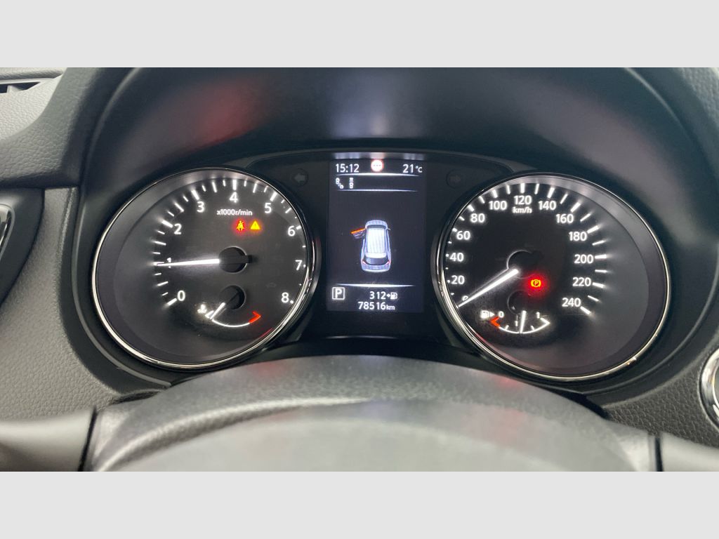 Nissan X-Trail - 10