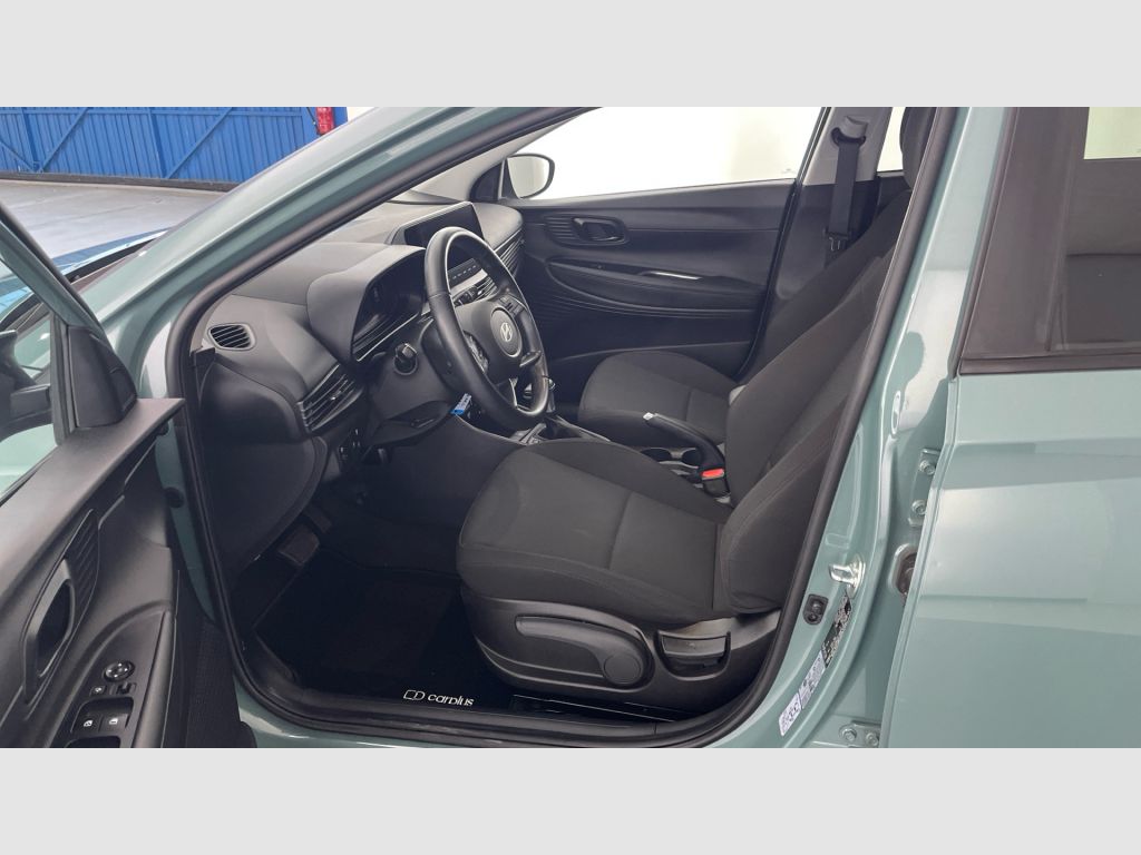 Hyundai i20 - 12