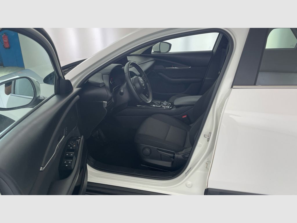 Mazda CX-30 - 12