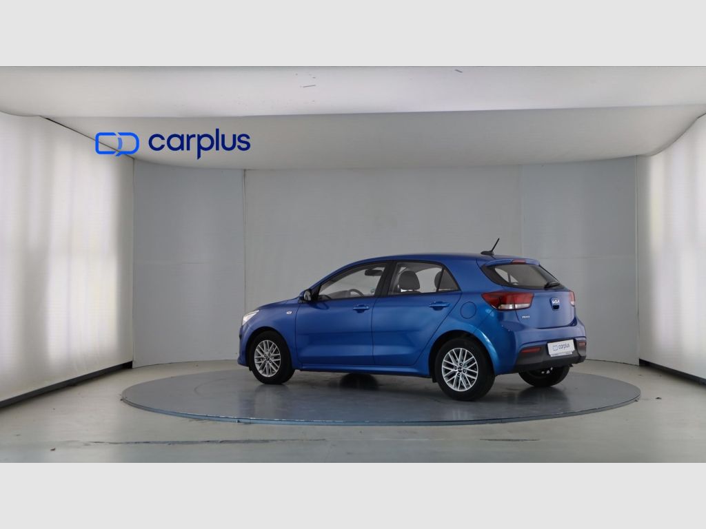 Kia Rio - 7