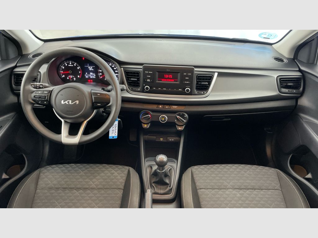Kia Rio - 11