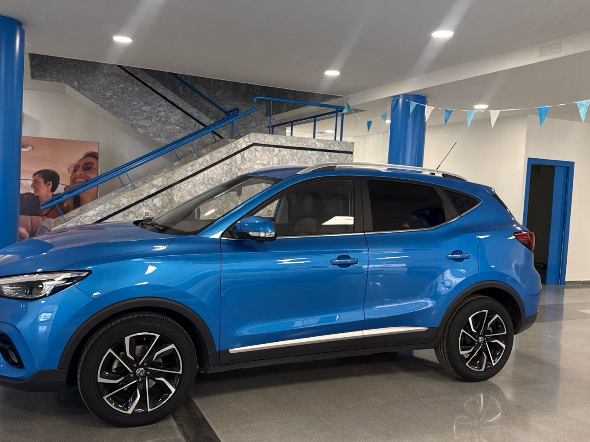 MG ZS - 4
