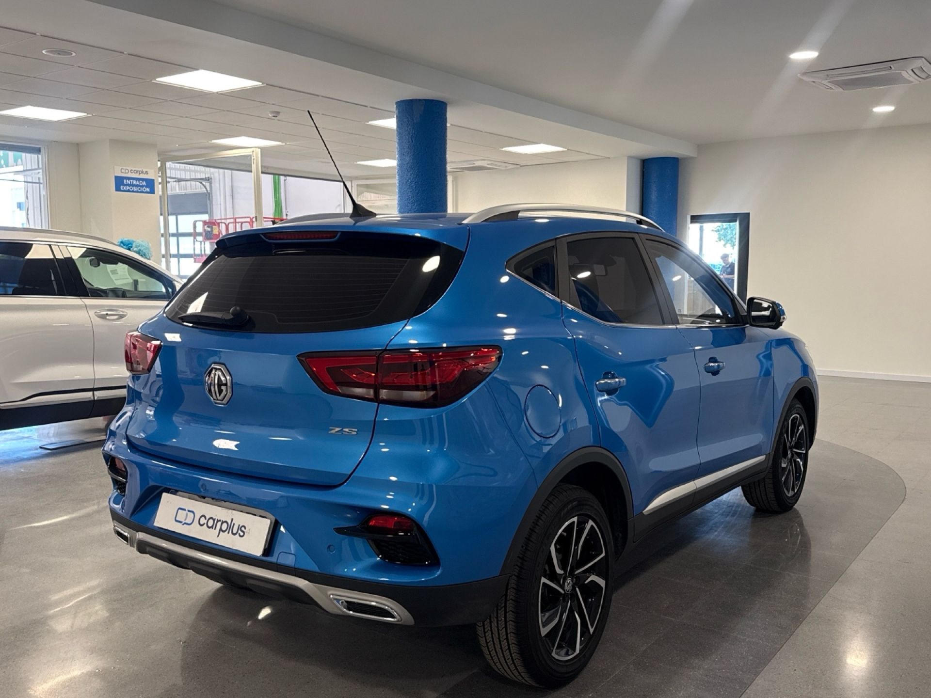 MG ZS - 7