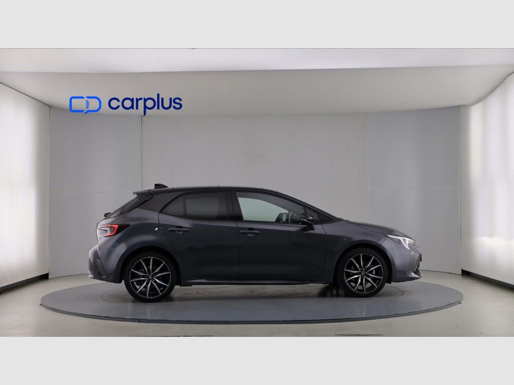 TOYOTA Corolla - 2