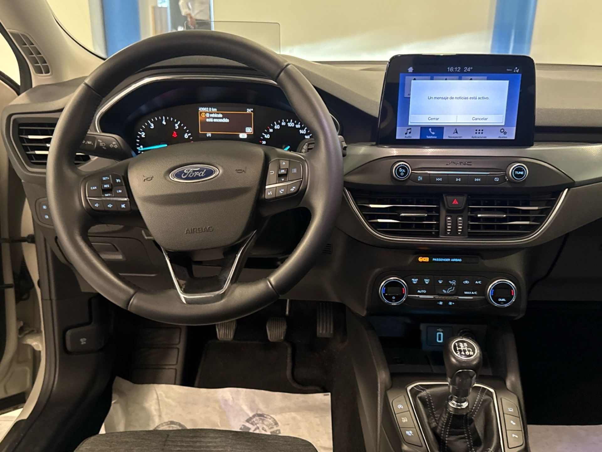 Ford Focus - 10