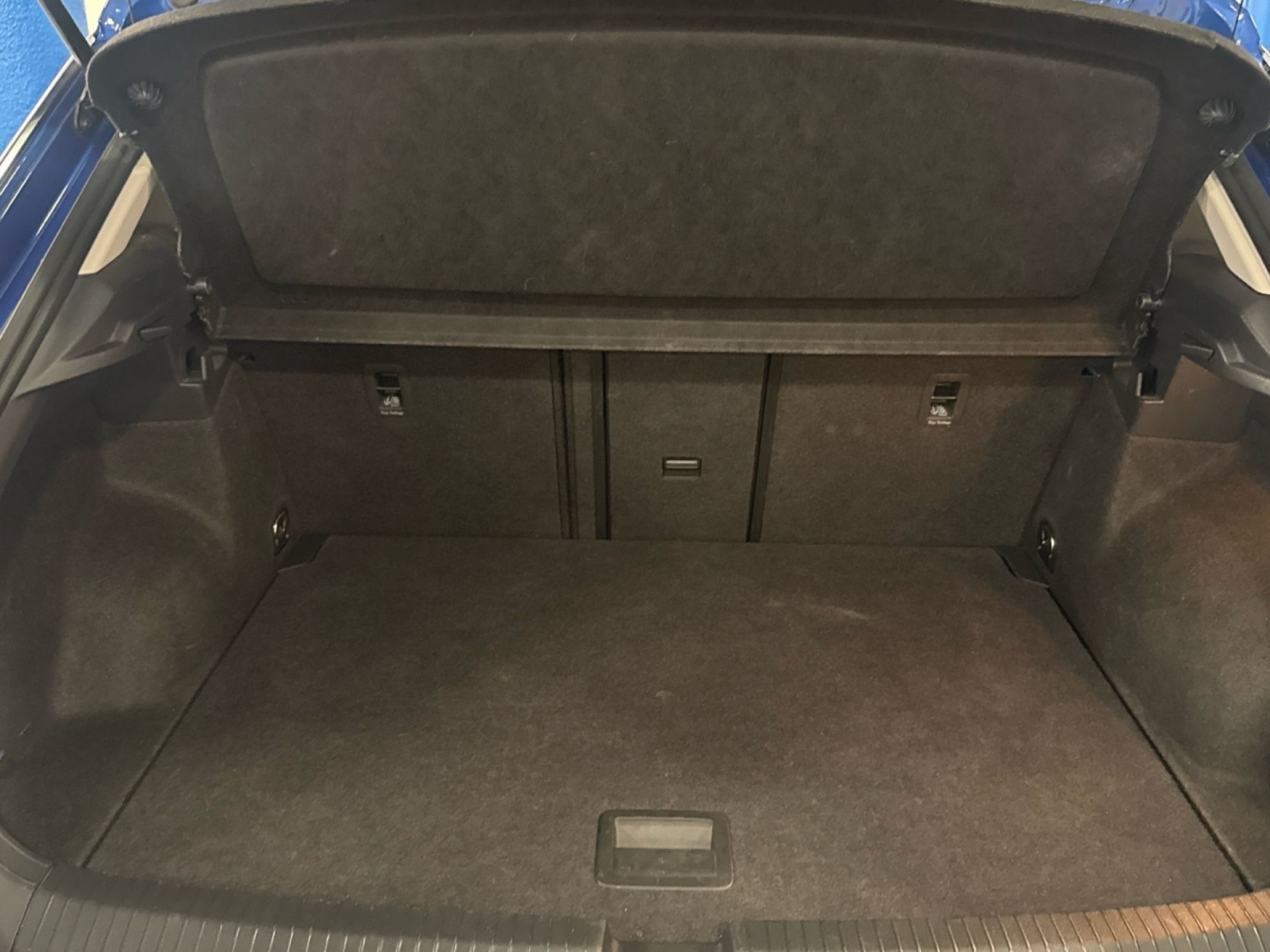 Volkswagen T-Roc - 12