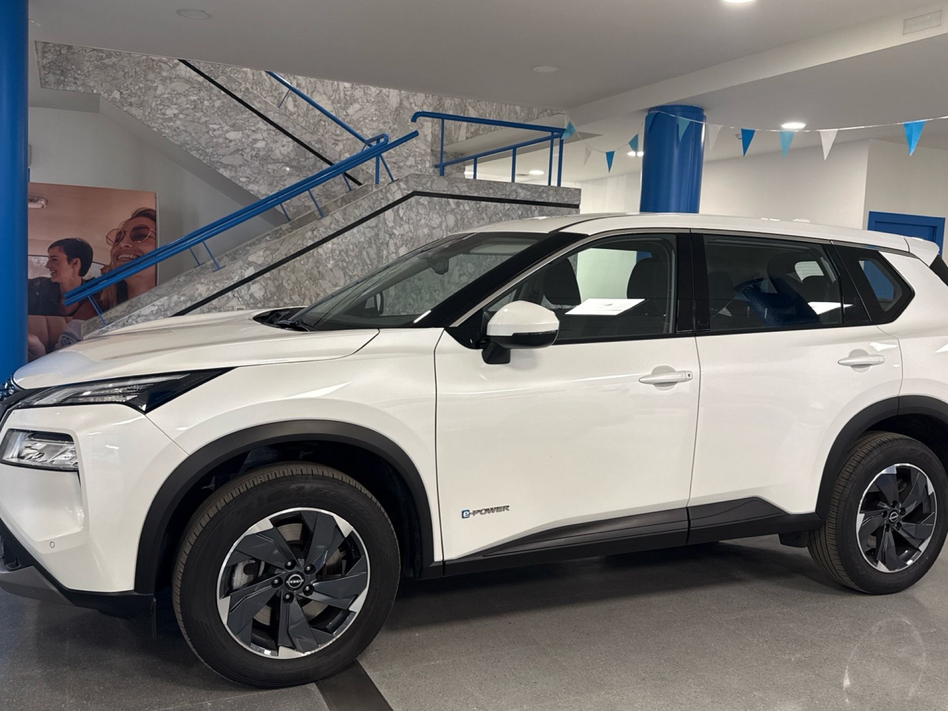 Nissan X-Trail - 4