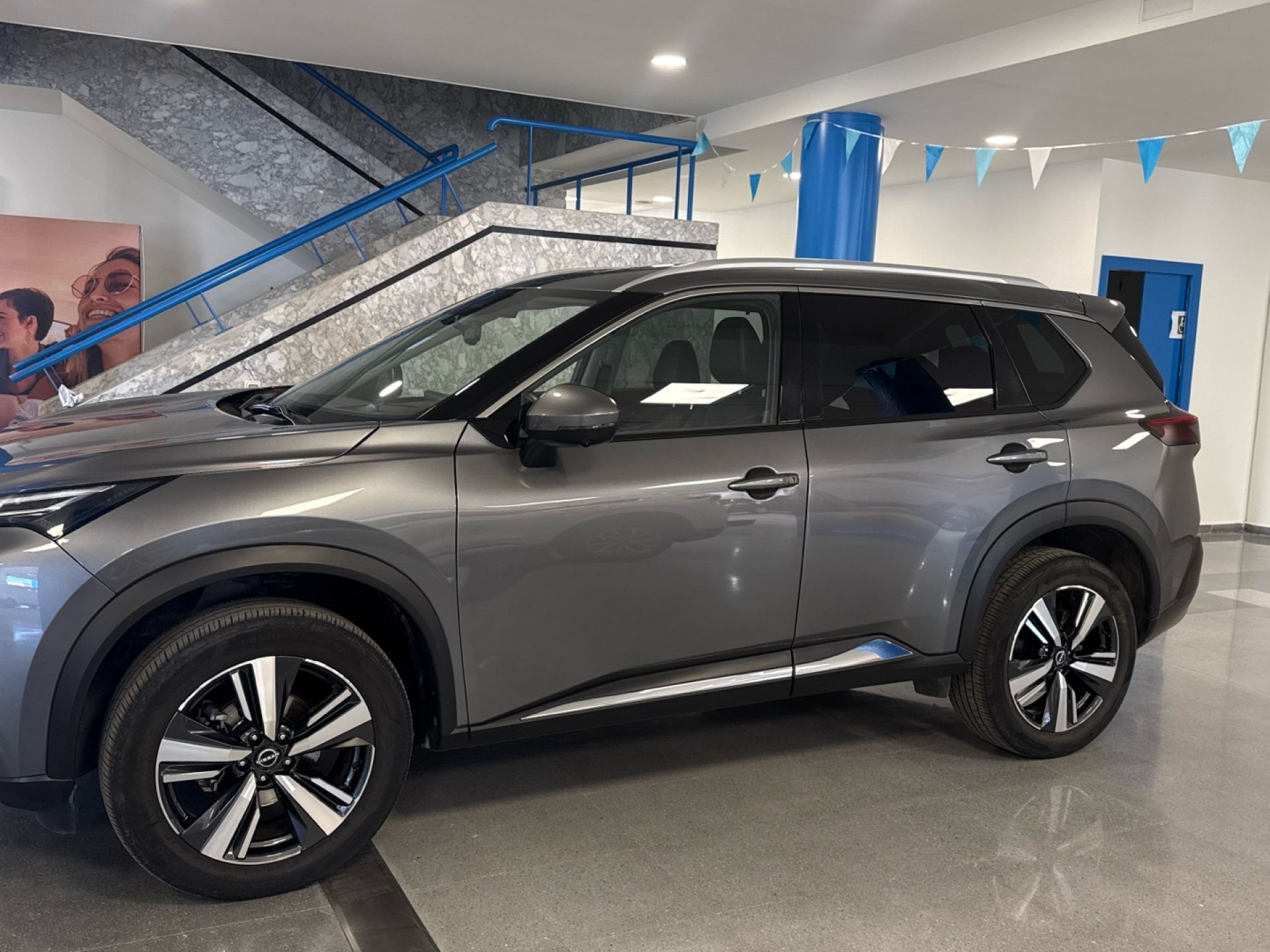 Nissan X-Trail - 4
