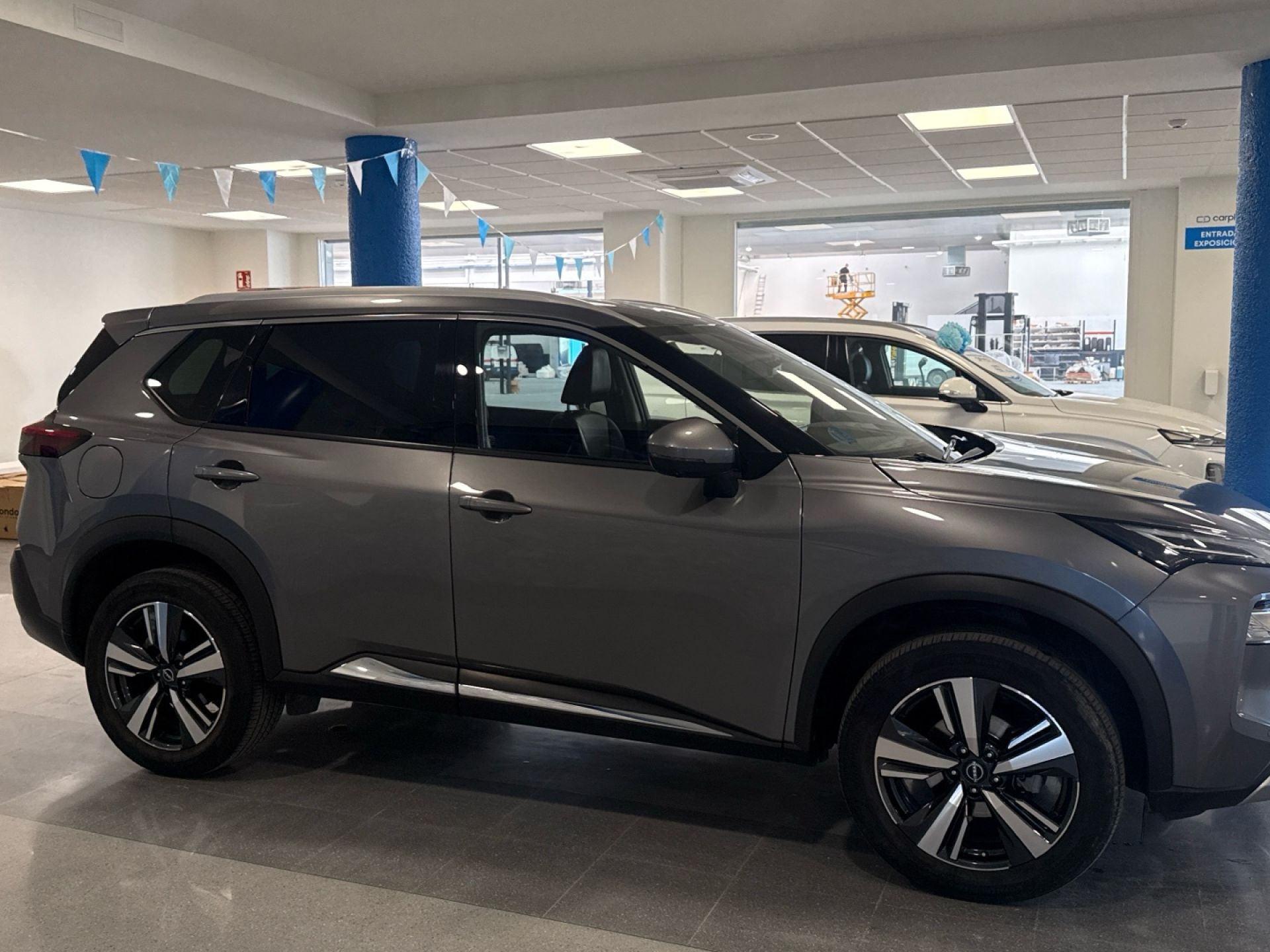 Nissan X-Trail - 8
