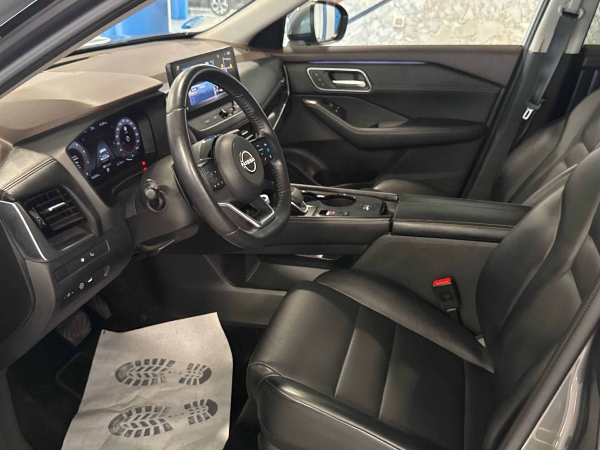 Nissan X-Trail - 11