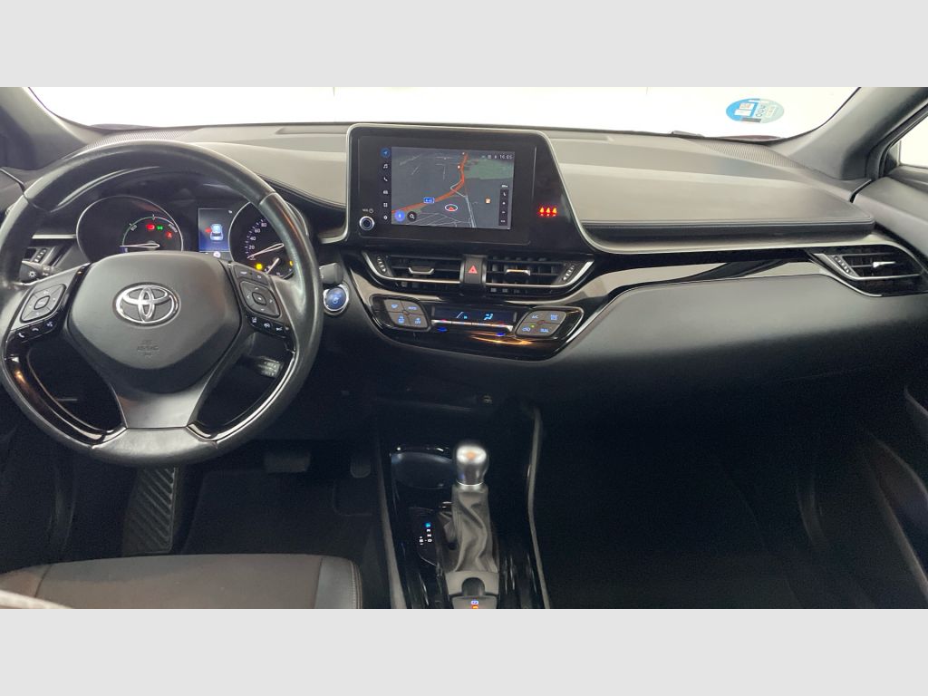 TOYOTA C-HR - 11
