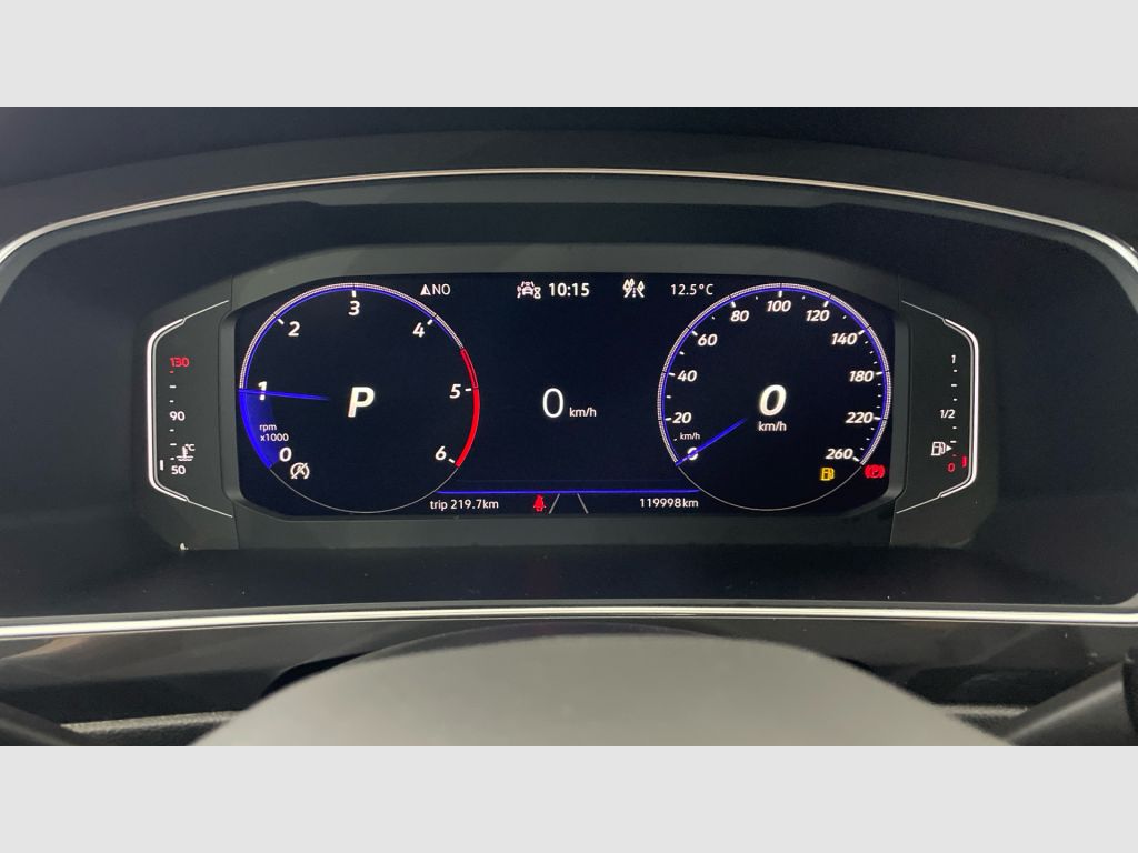 Volkswagen Tiguan Allspace - 10