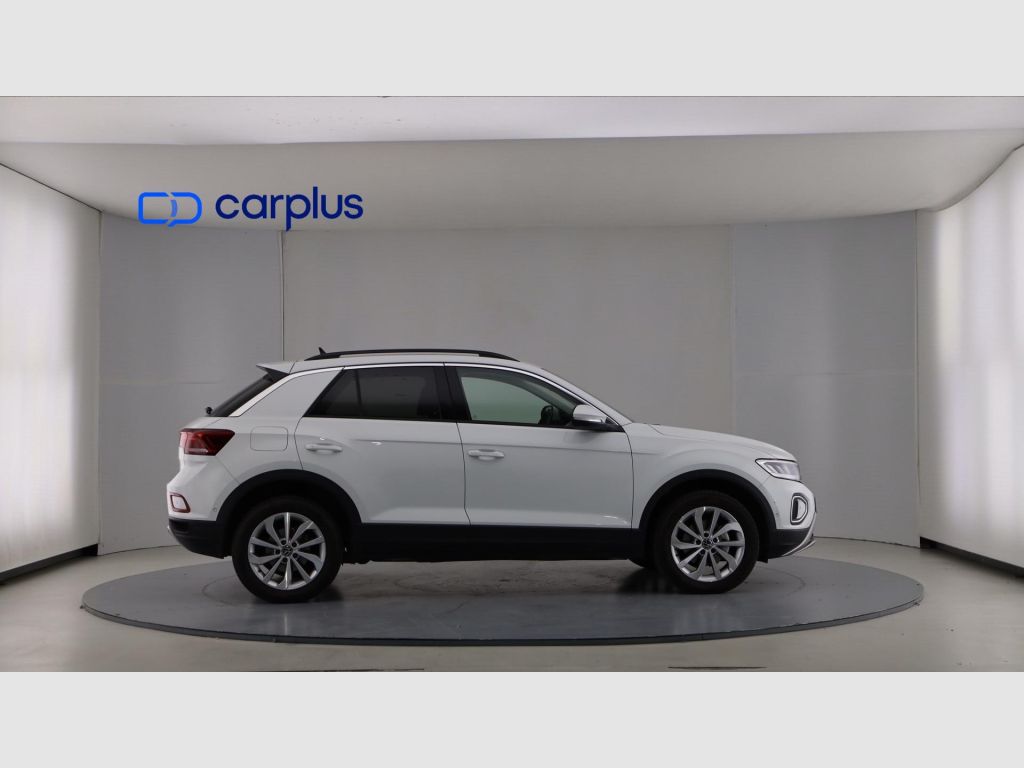 Volkswagen T-Roc - 4