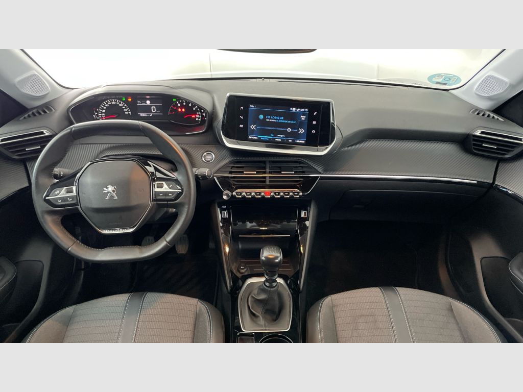 Peugeot 208 - 11
