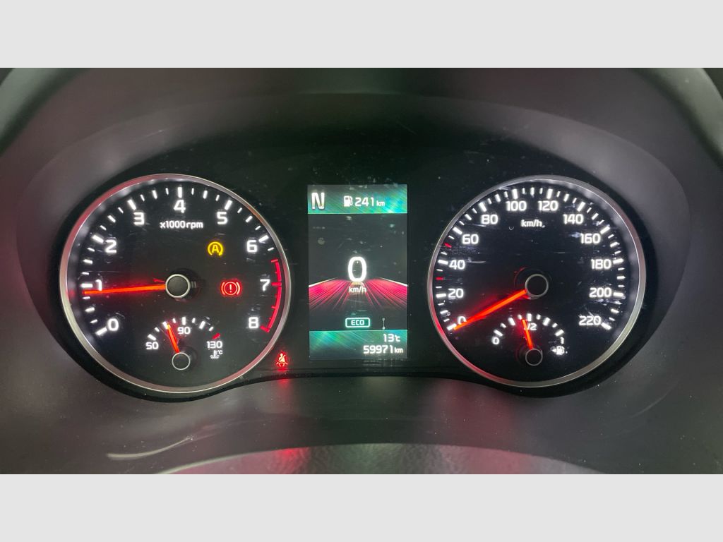 Kia Stonic - 10