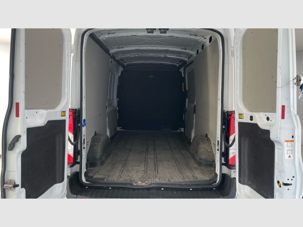 Ford Transit - 12