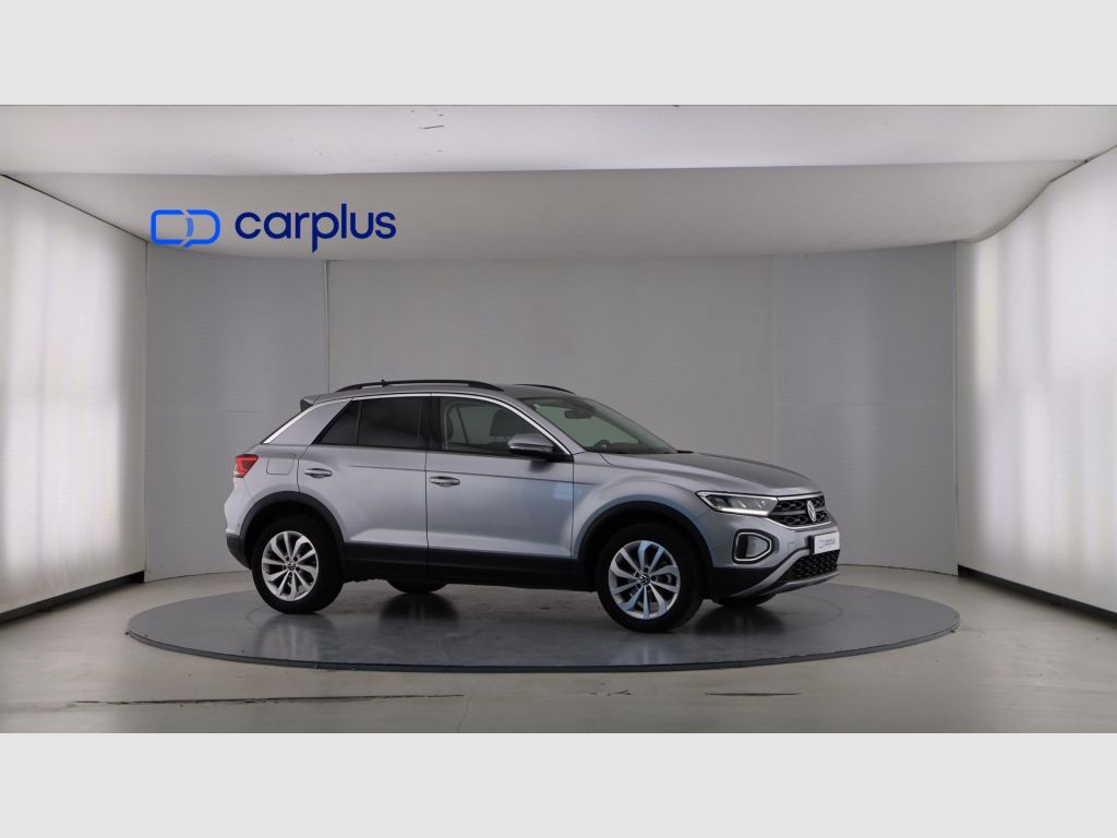 Volkswagen T-Roc - 3