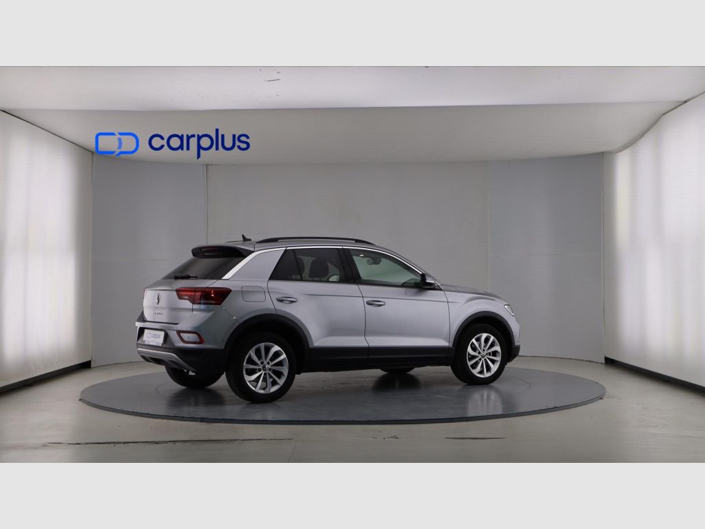 Volkswagen T-Roc - 4