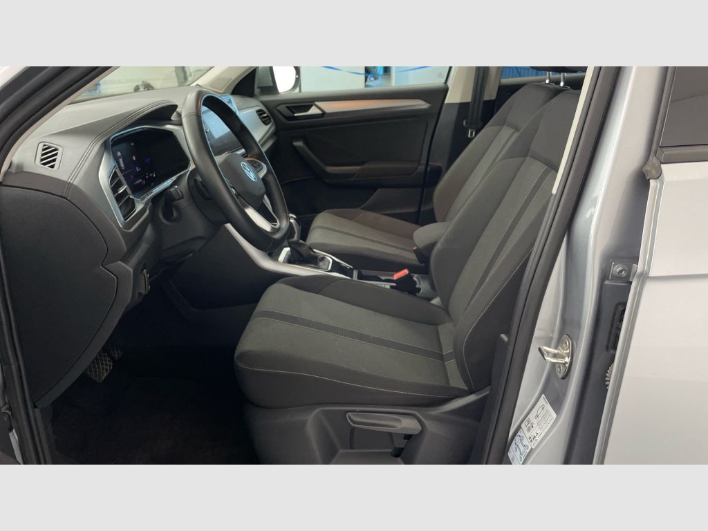 Volkswagen T-Roc - 12