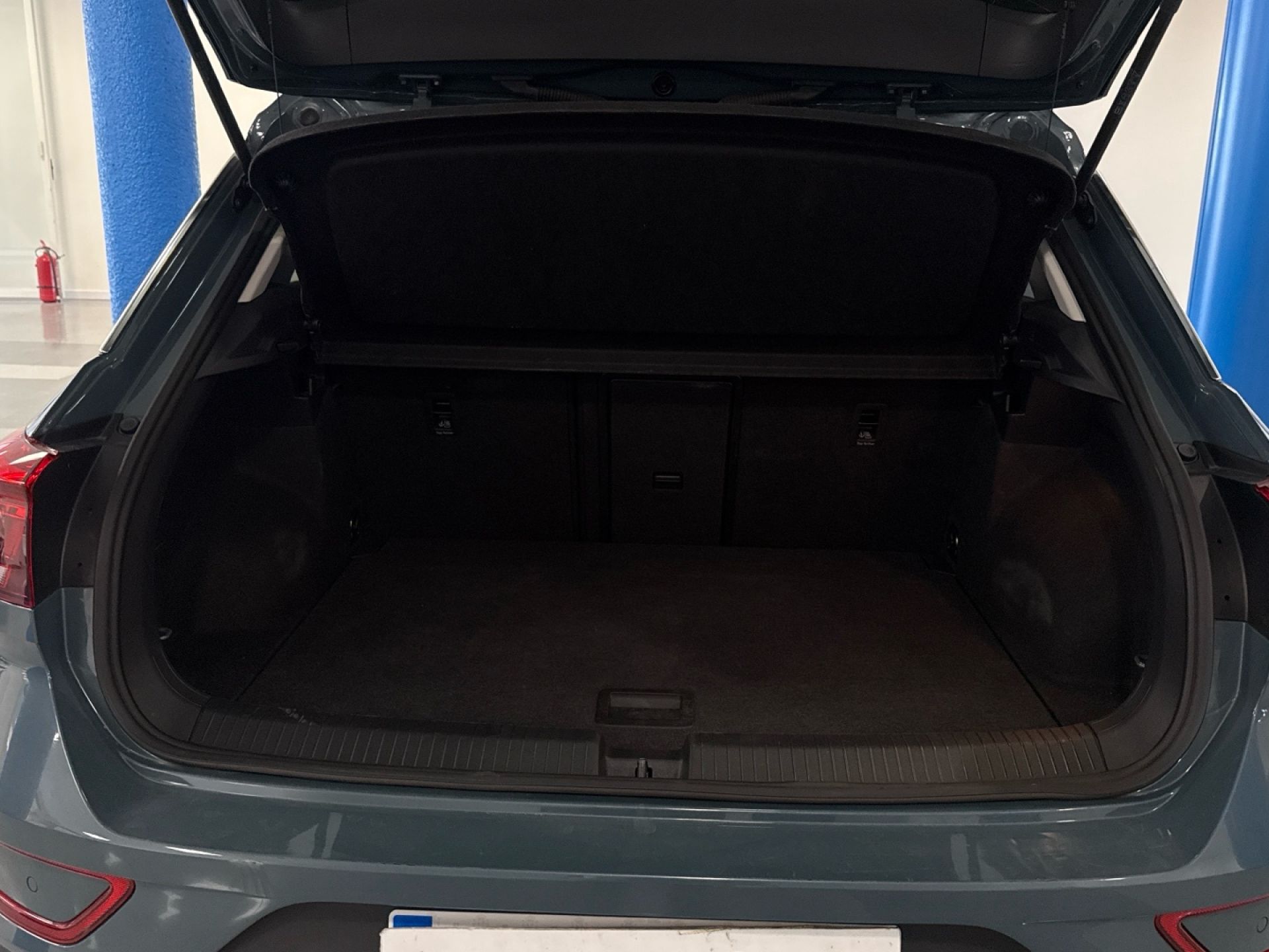 Volkswagen T-Roc - 12