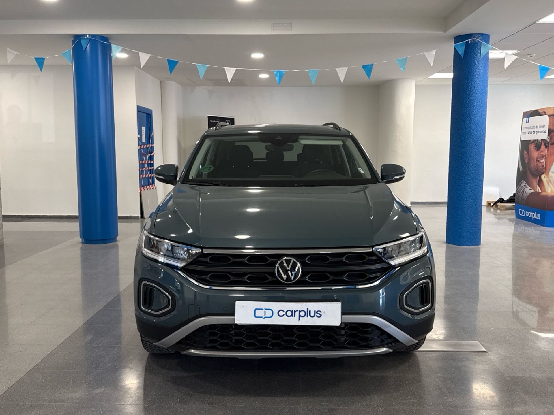 Volkswagen T-Roc - 3