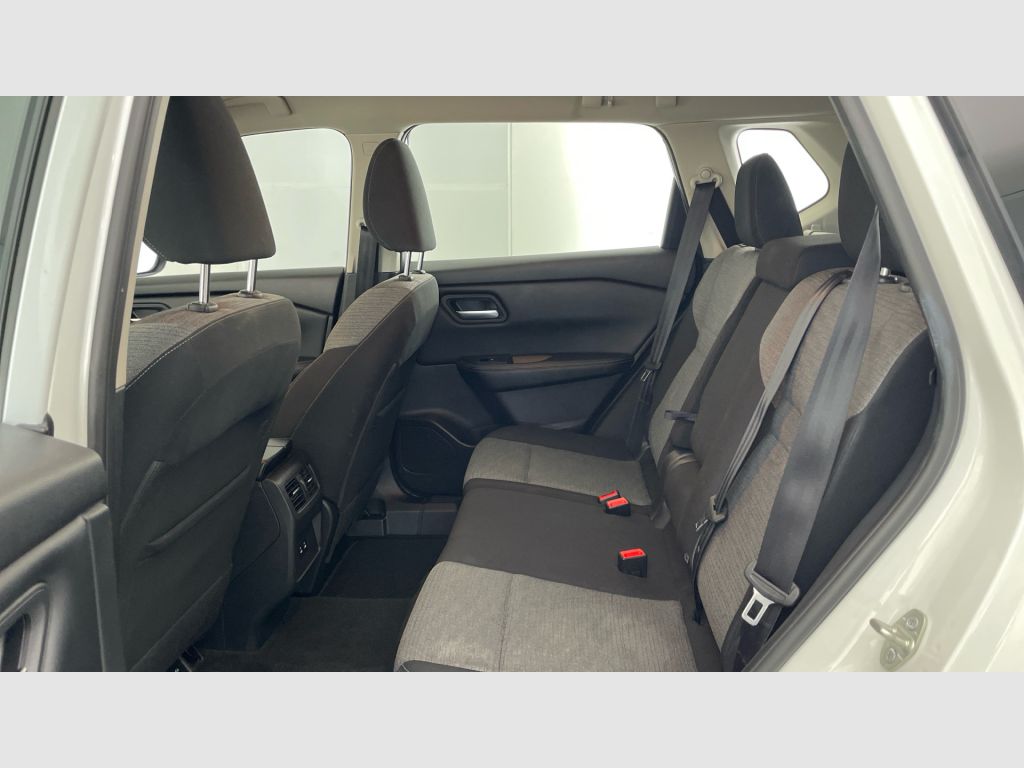 Nissan X-Trail - 12