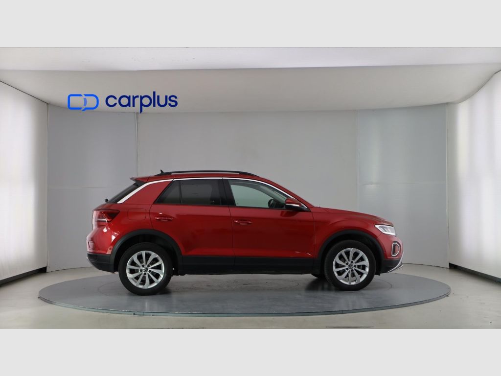 Volkswagen T-Roc - 4