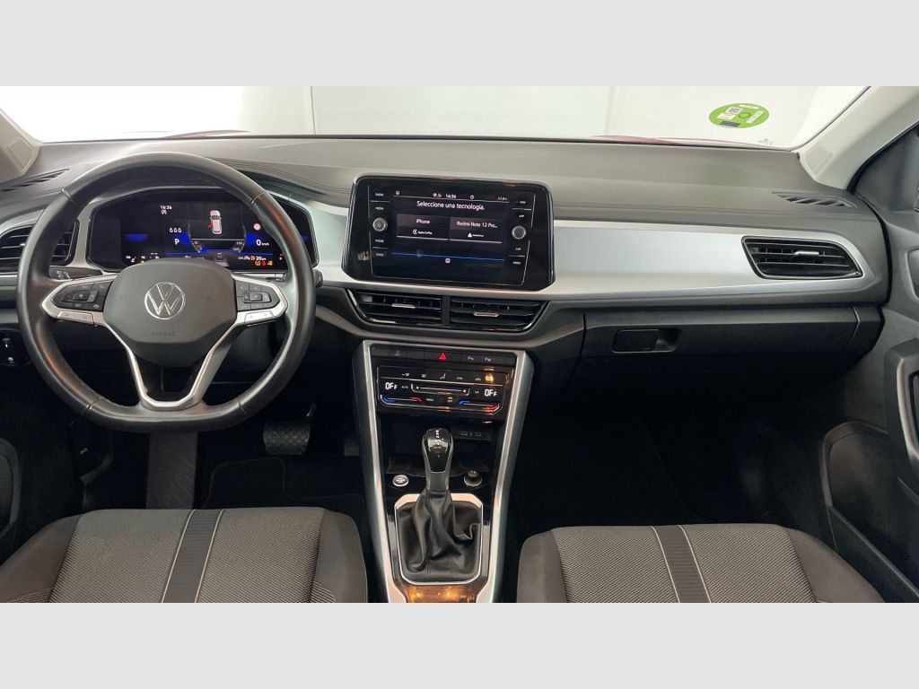 Volkswagen T-Roc - 11