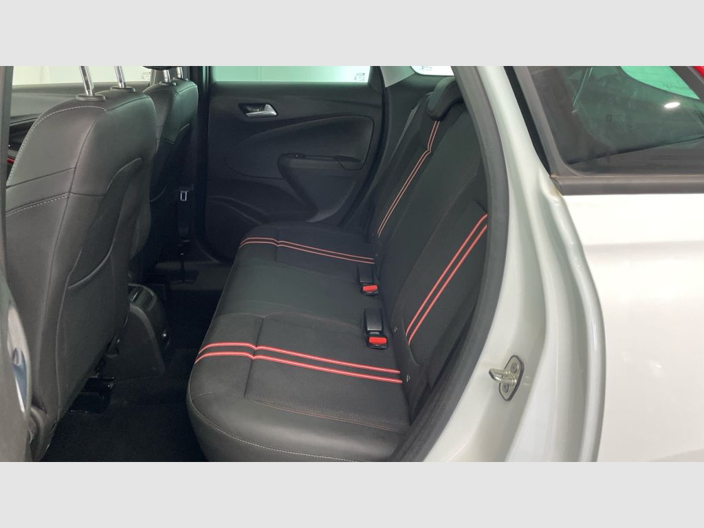 Opel Crossland - 12