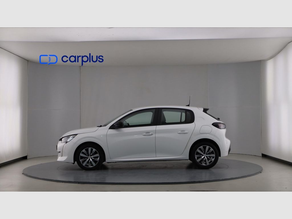 Peugeot 208 - 8
