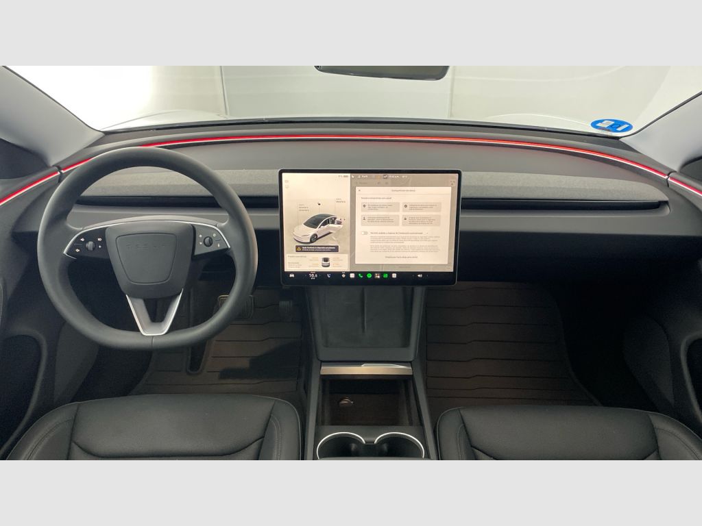 Tesla Model 3 - 11
