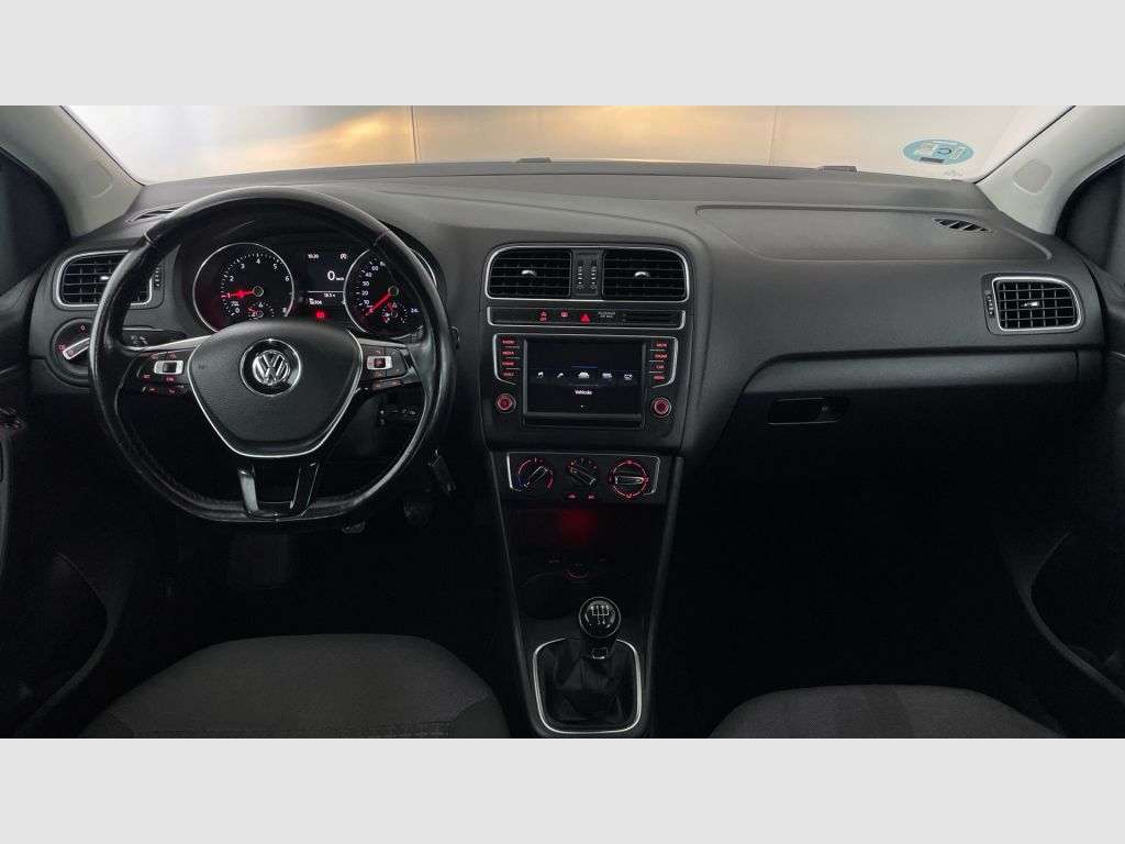 Volkswagen Polo - 11