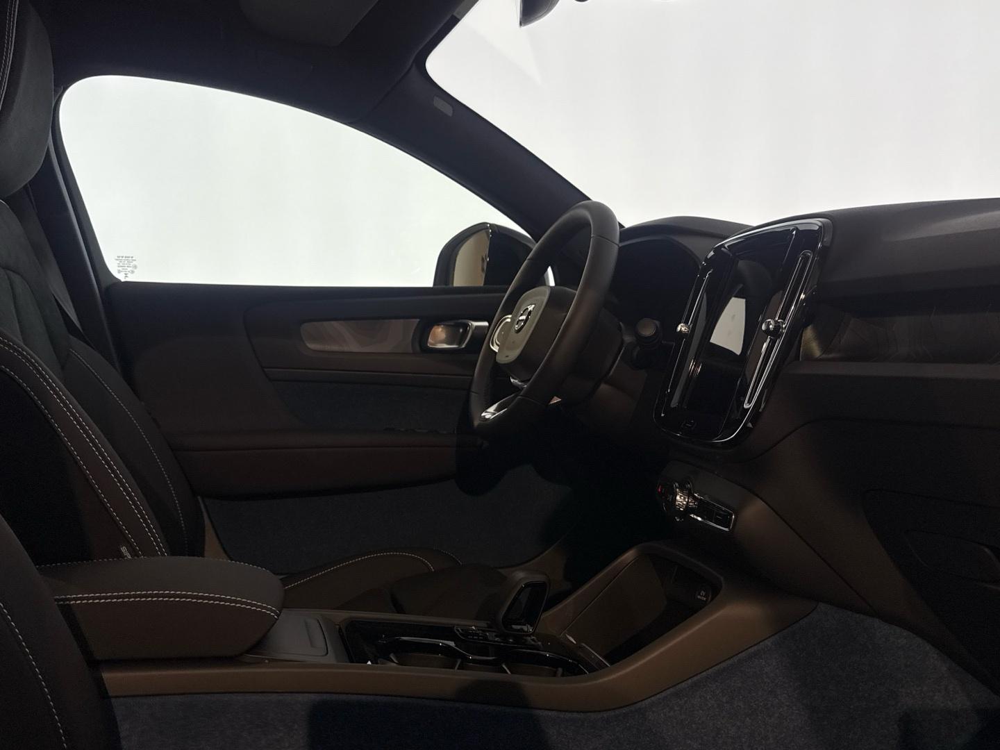 Volvo C40 Recharge Single Extended Plus Auto