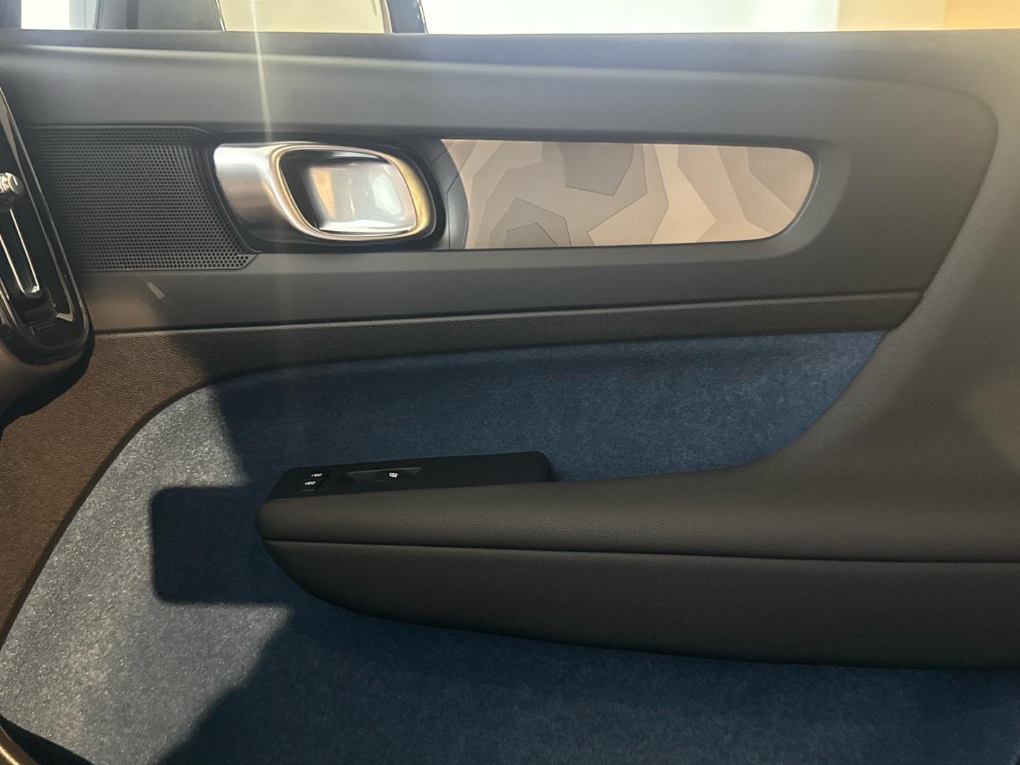 Volvo C40 Recharge Single Extended Plus Auto