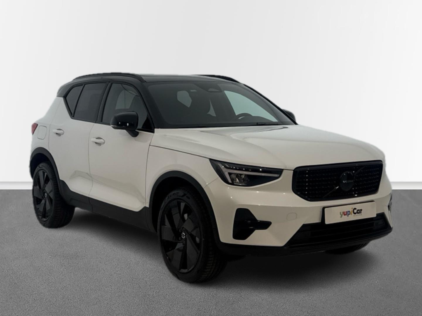 Volvo XC40 2.0 B3 G Black Edition Plus Auto
