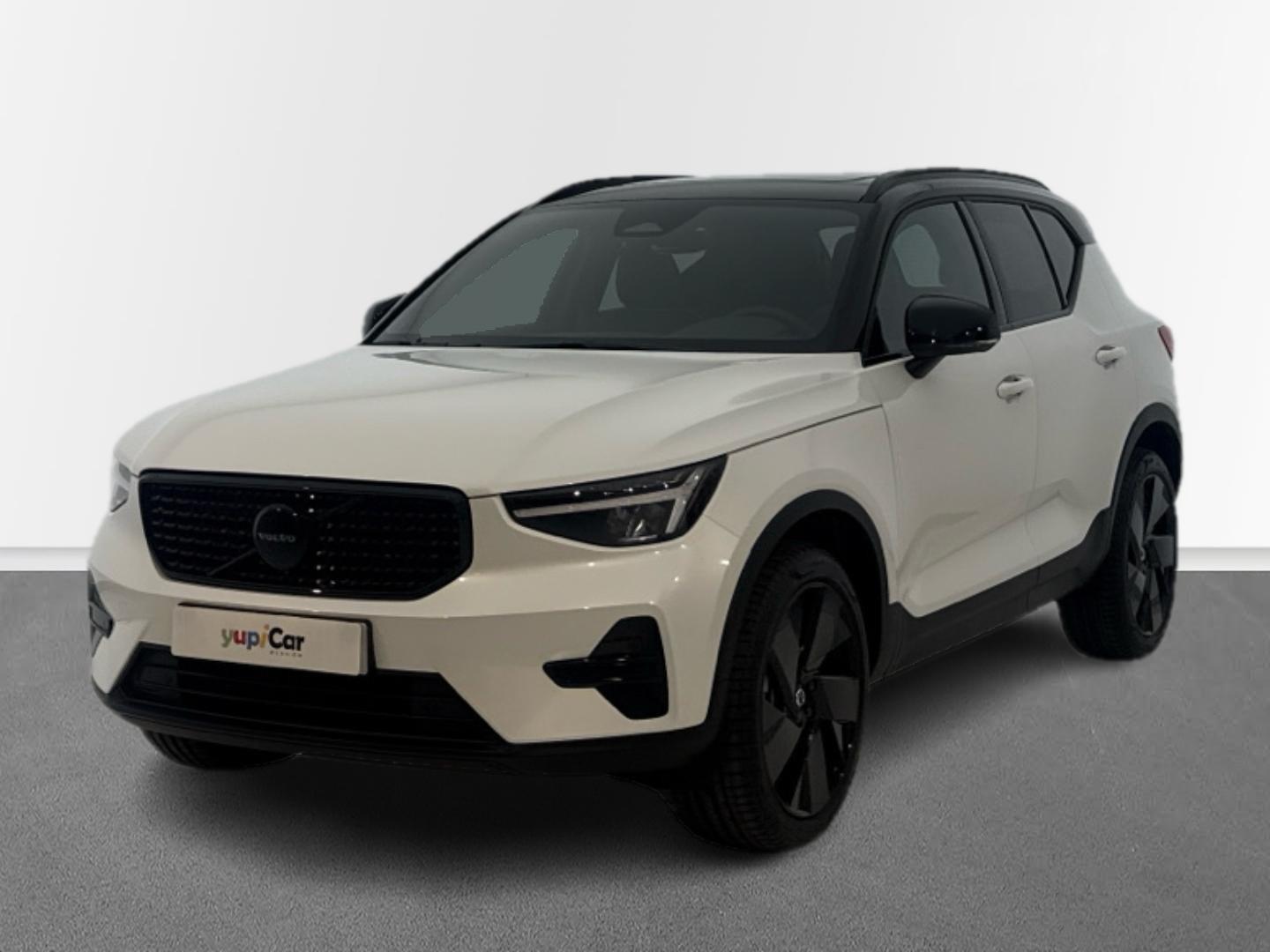 Volvo XC40 2.0 B3 G Black Edition Plus Auto