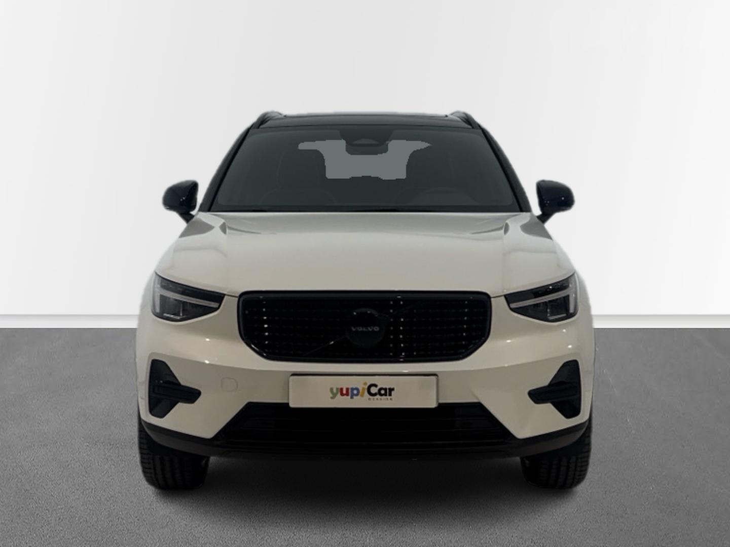 Volvo XC40 2.0 B3 G Black Edition Plus Auto