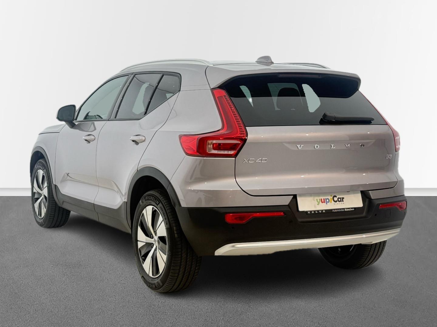 Volvo XC40 2.0 B3 G Core Auto