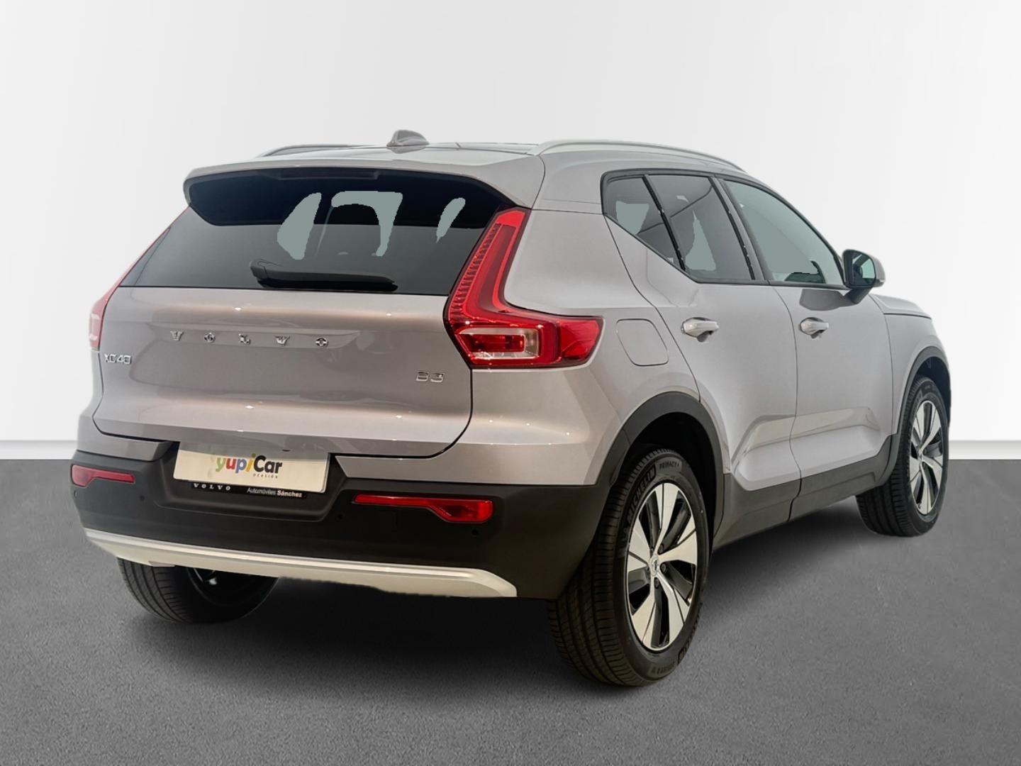 Volvo XC40 2.0 B3 G Core Auto