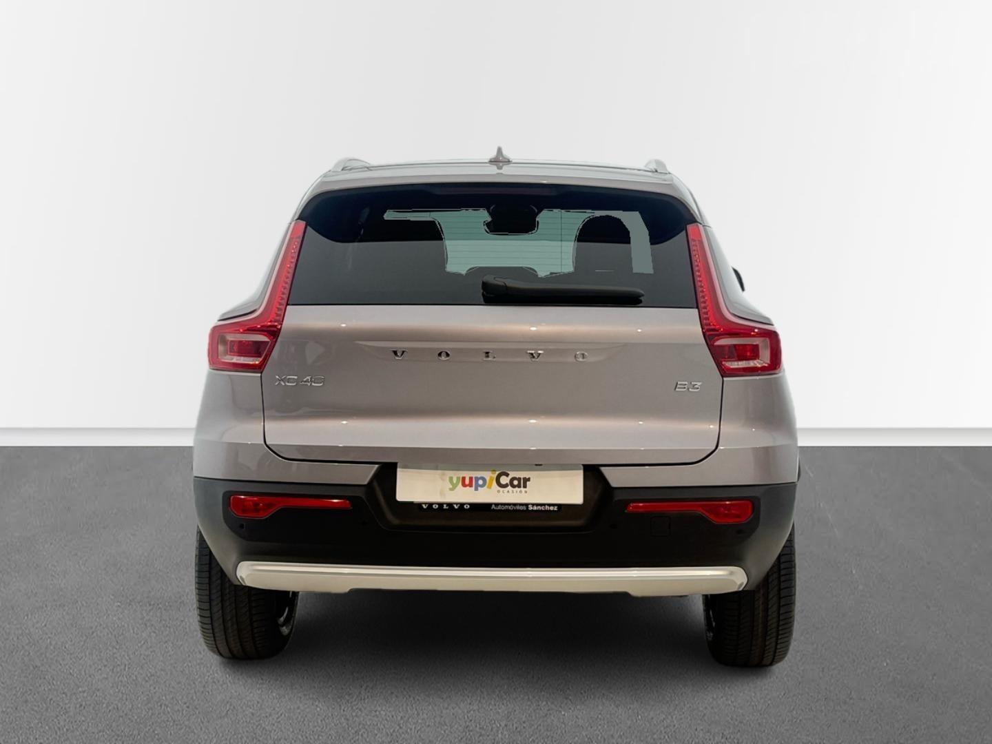 Volvo XC40 2.0 B3 G Core Auto