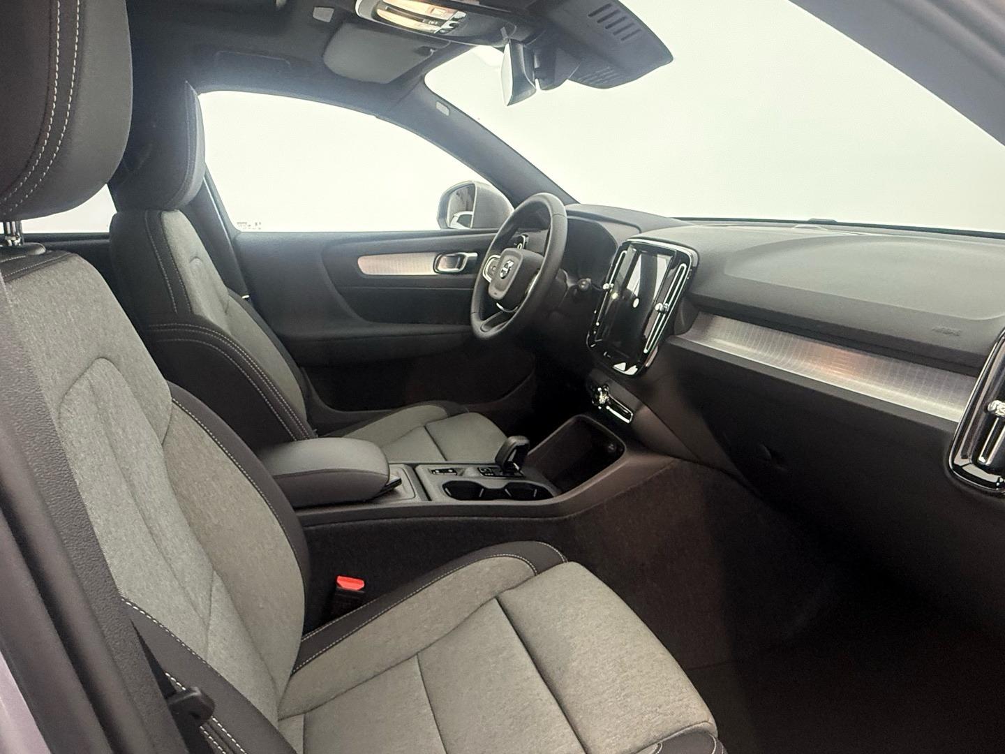 Volvo XC40 2.0 B3 G Core Auto