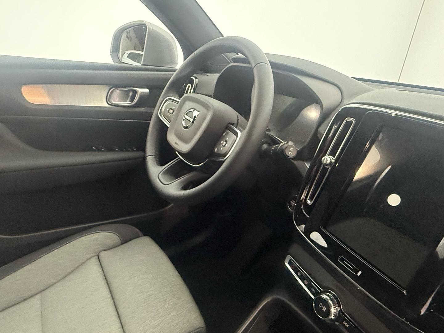 Volvo XC40 2.0 B3 G Core Auto