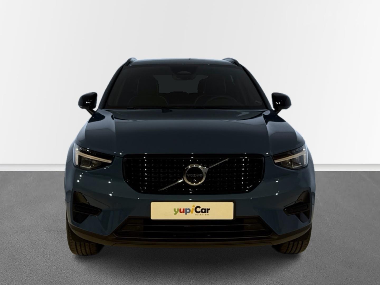 Volvo XC40 2.0 B3 G Core Auto