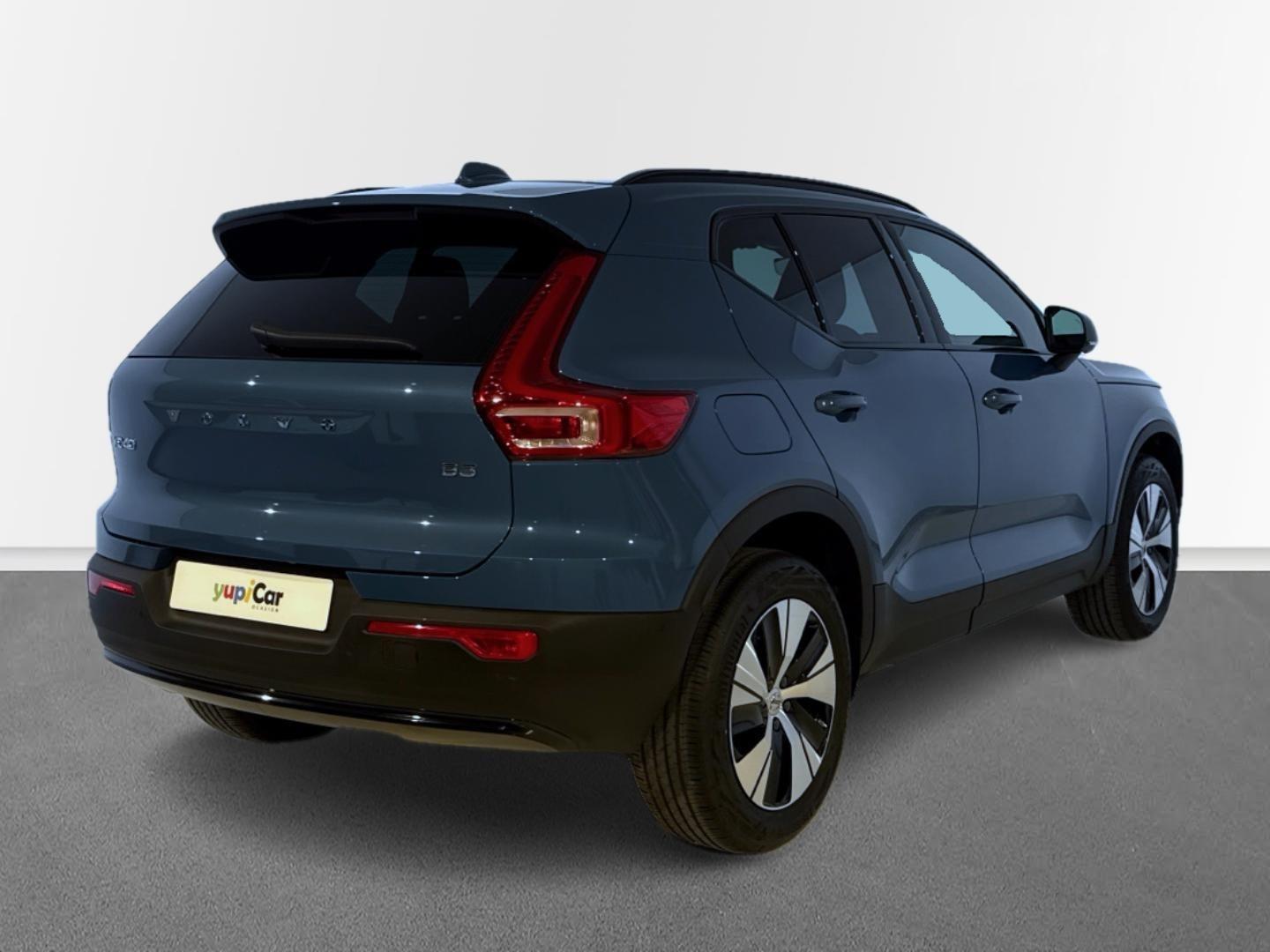 Volvo XC40 2.0 B3 G Core Auto