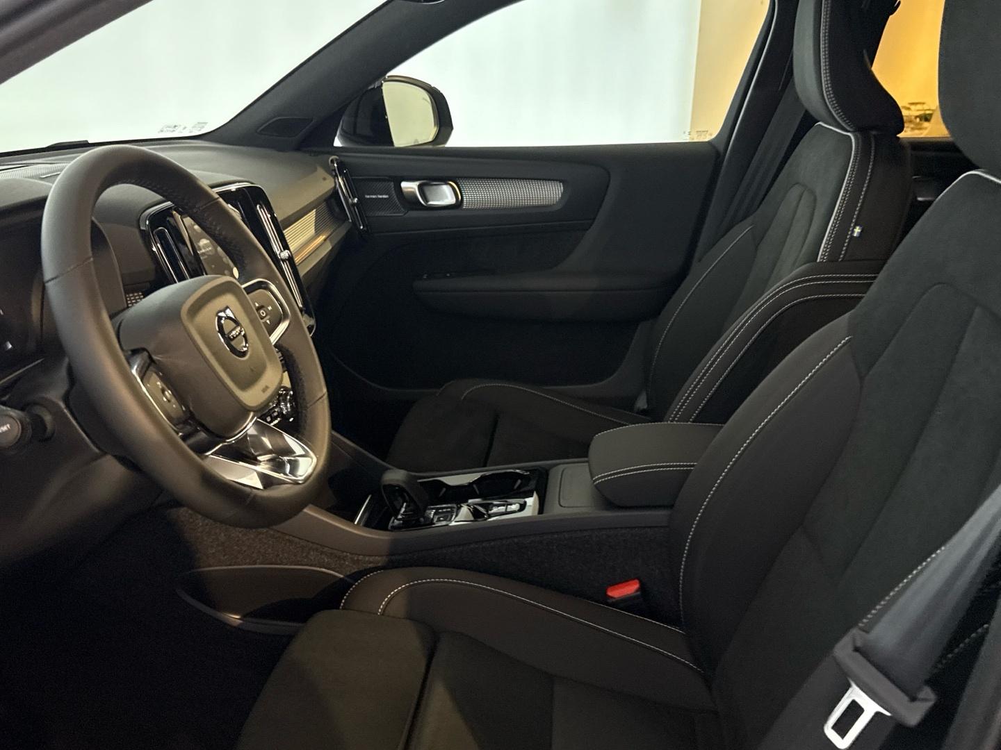 Volvo XC40 2.0 B3 G Core Auto