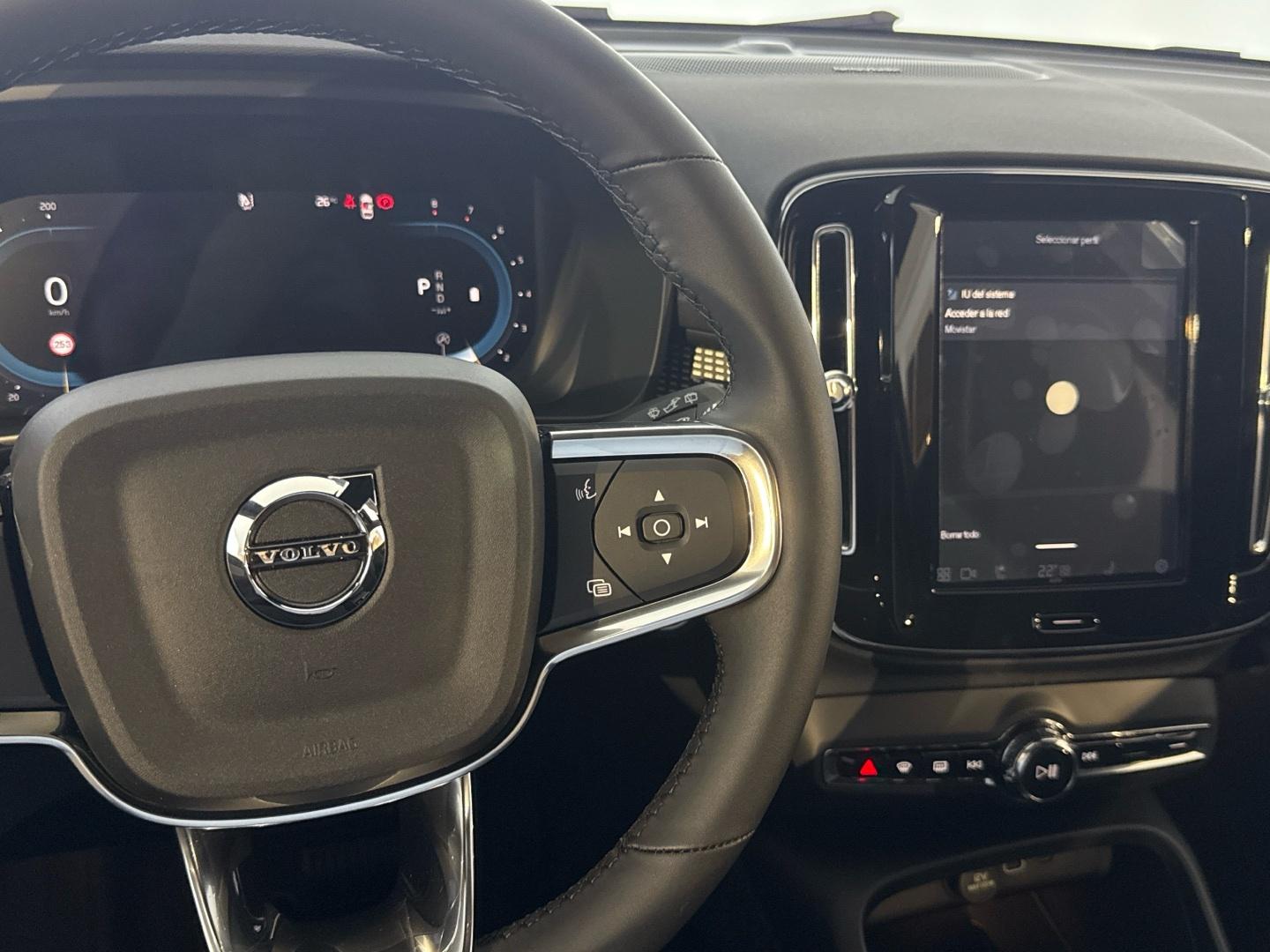 Volvo XC40 2.0 B3 G Core Auto