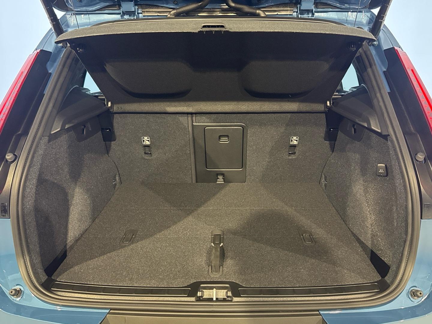 Volvo XC40 2.0 B3 G Core Auto