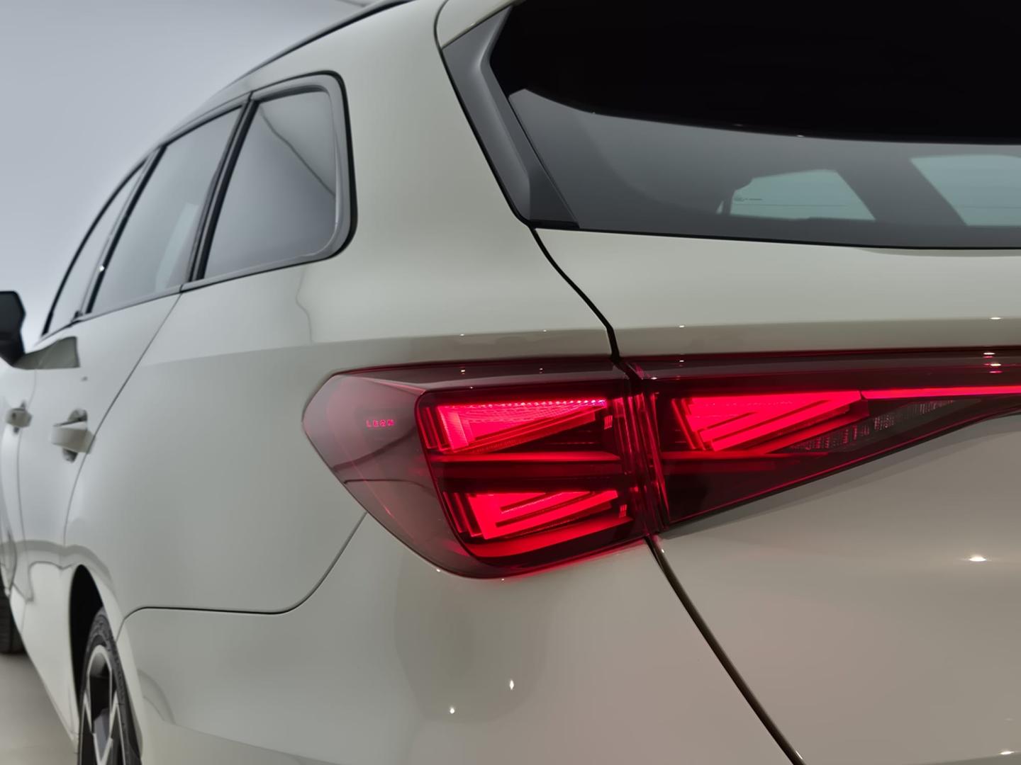 Cupra León SP 1.5 eTSI 110kW (150CV) DSG