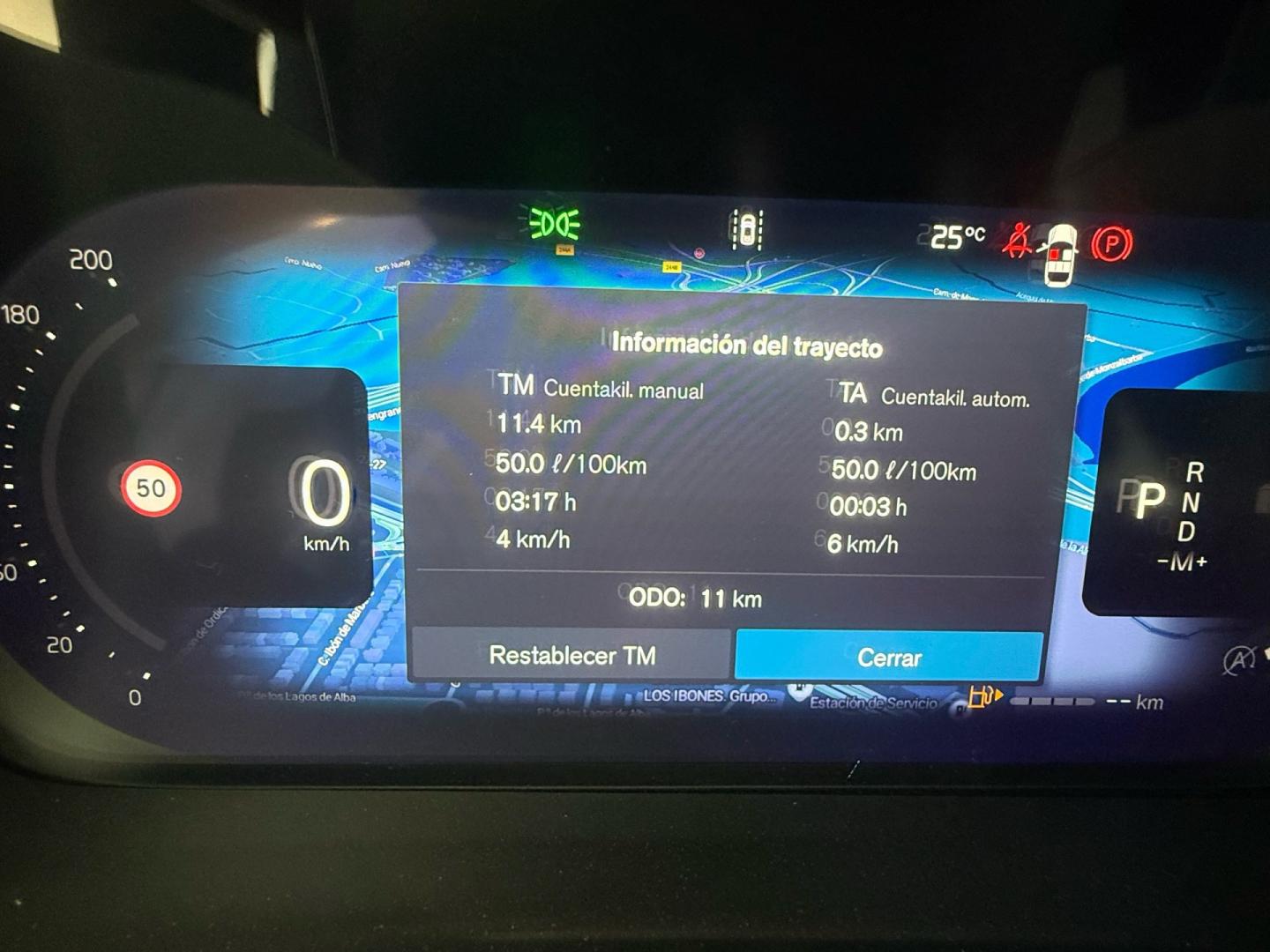 Volvo XC40 2.0 B3 G Essential Auto