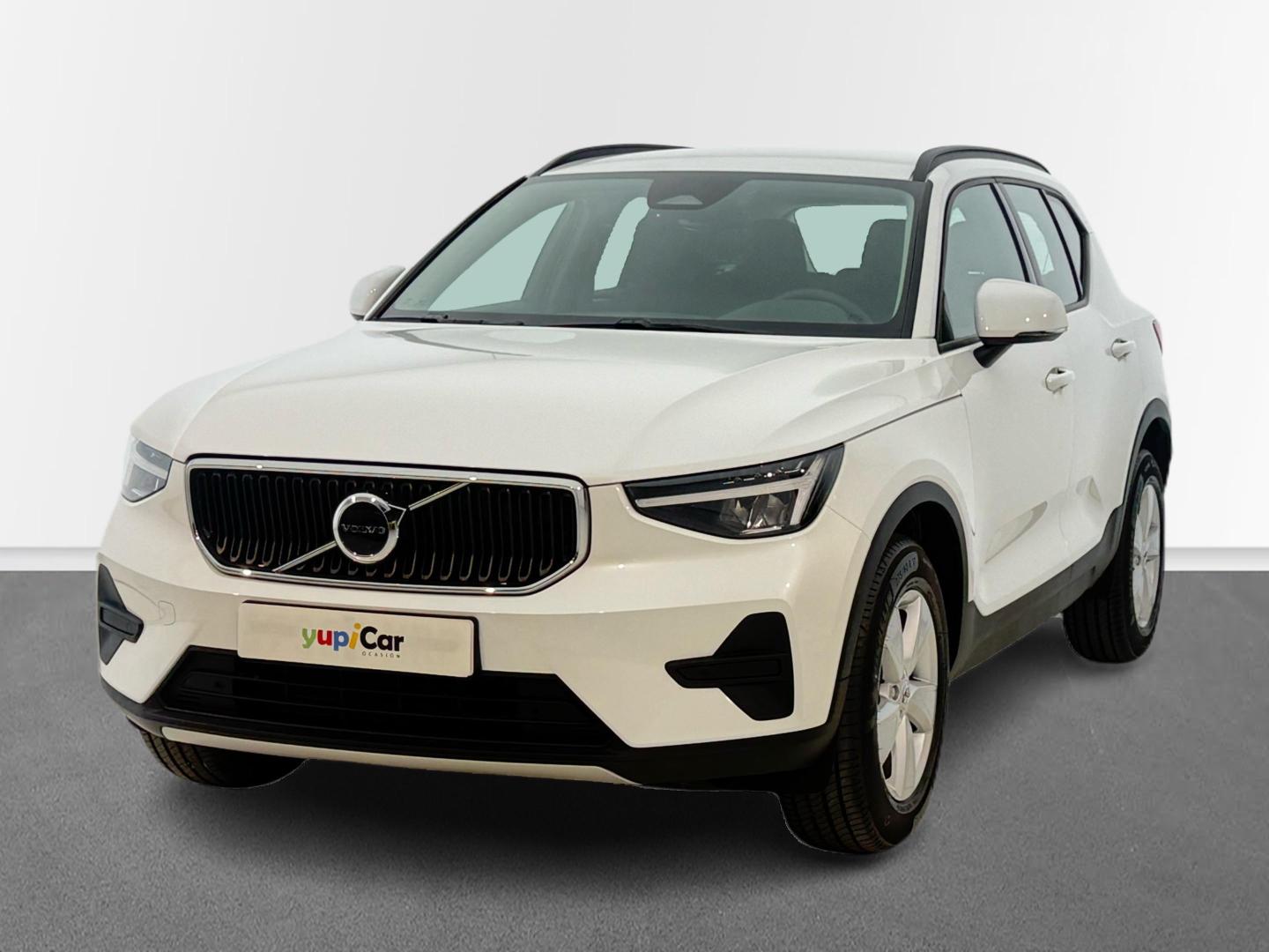 Volvo XC40 2.0 B3 G Essential Auto